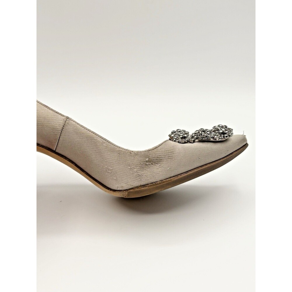Manolo Blahnik Light Grey Satin Hangisi Rhinestone Embellished Heels Size EU 38 - Picture 9 of 15